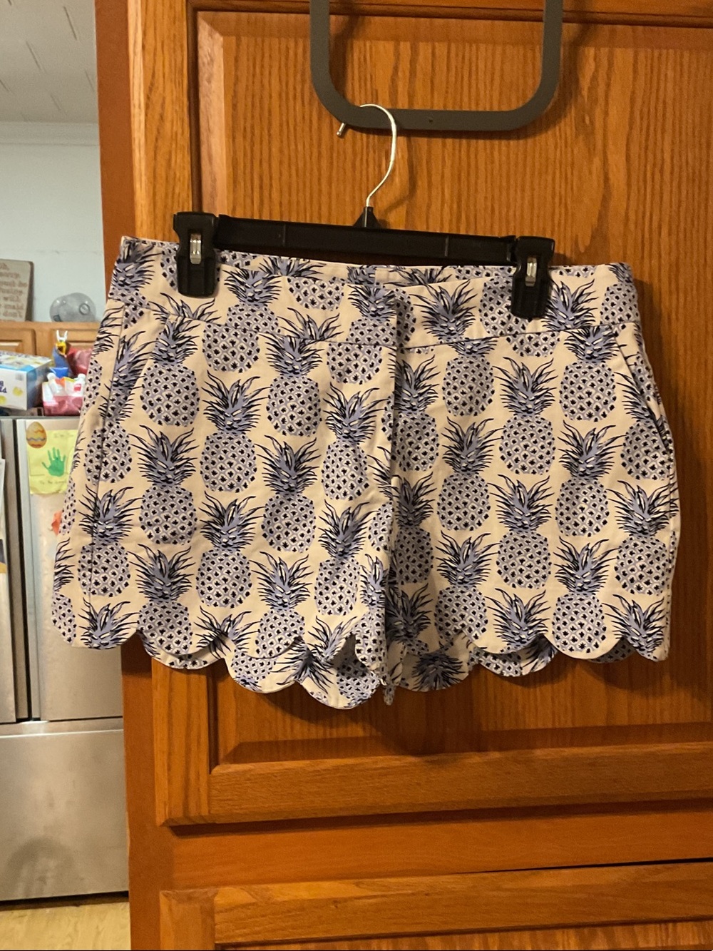 crown & ivy Blue Pineapple  ladies Scallop Hem High Waist Shorts size 8
